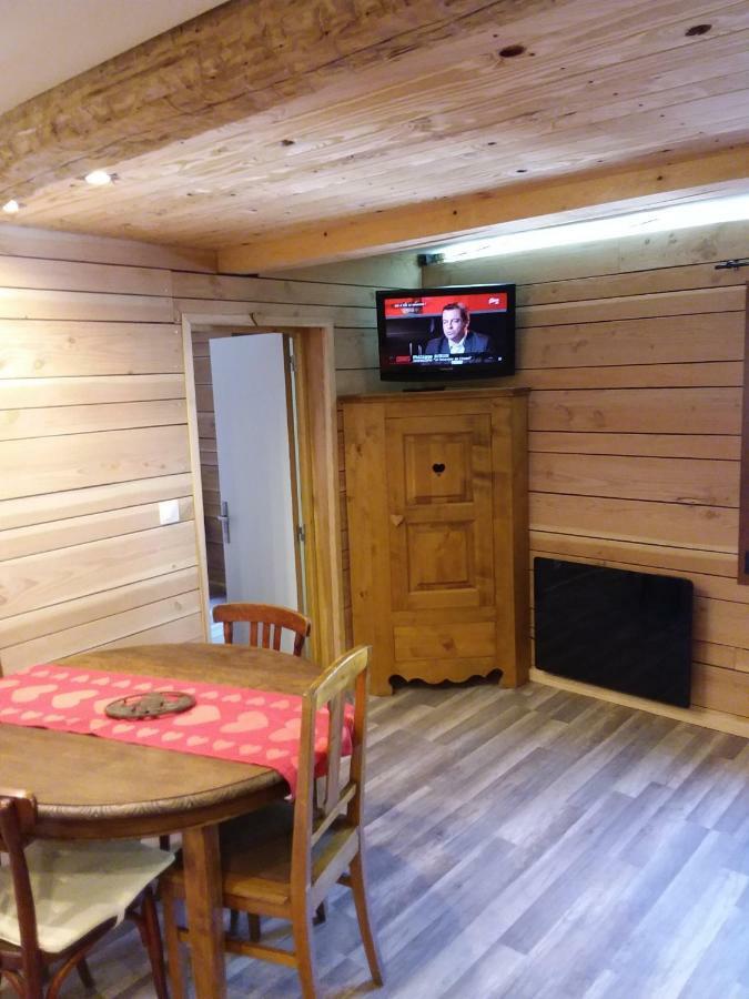 Le Woody Apartment Saint-Etienne-de-Tinee Bagian luar foto